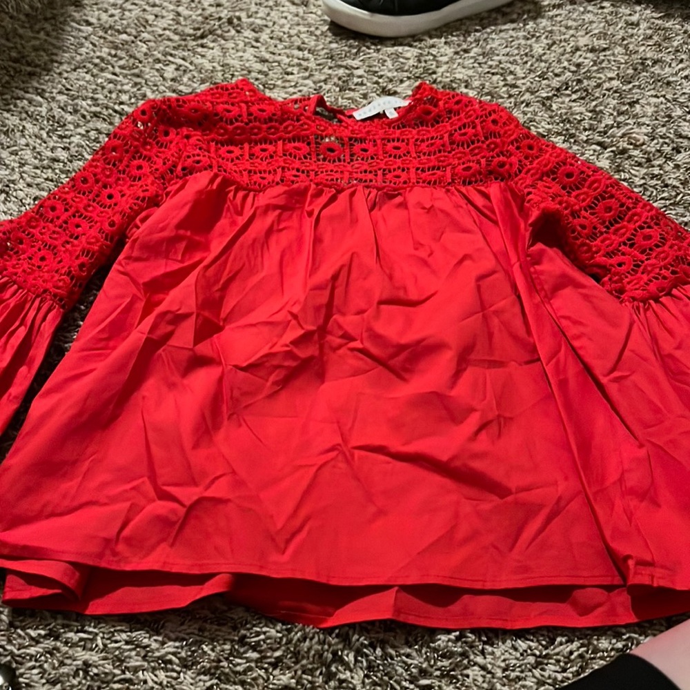 Women’s  blouse